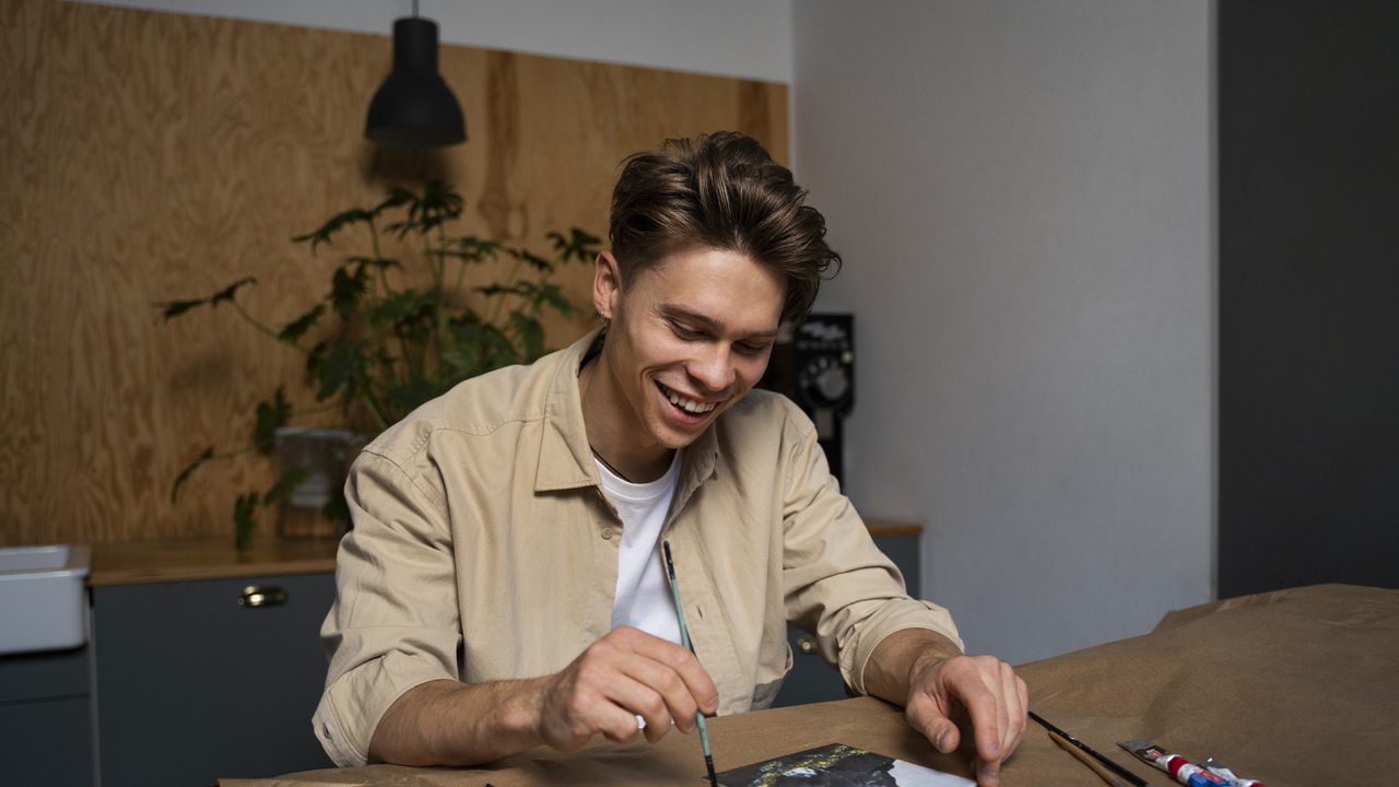 Подарки с уважением: 8 запоминающихся впечатлений для мужчин на 23 февраля