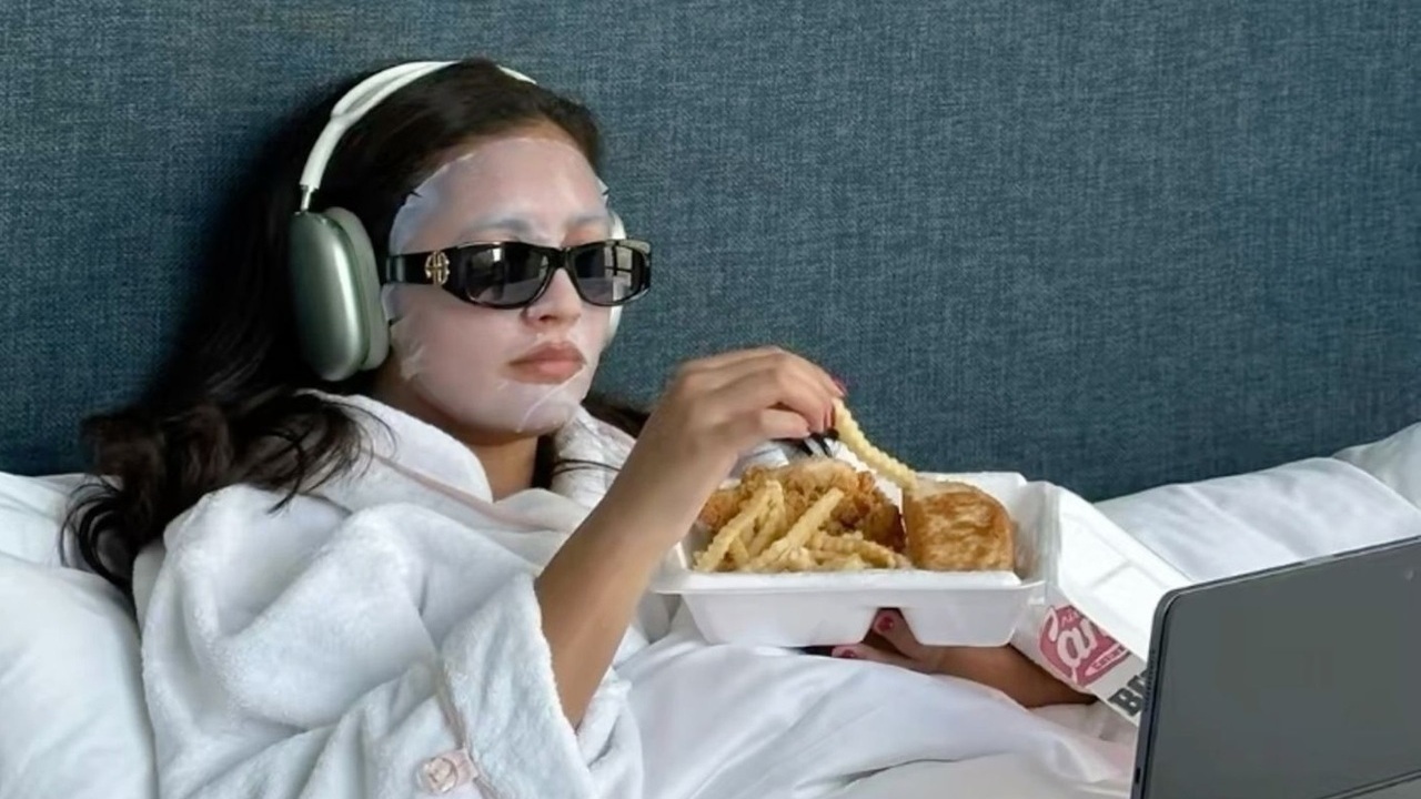 Дата с собой: куда выйти на sábado вечером одной