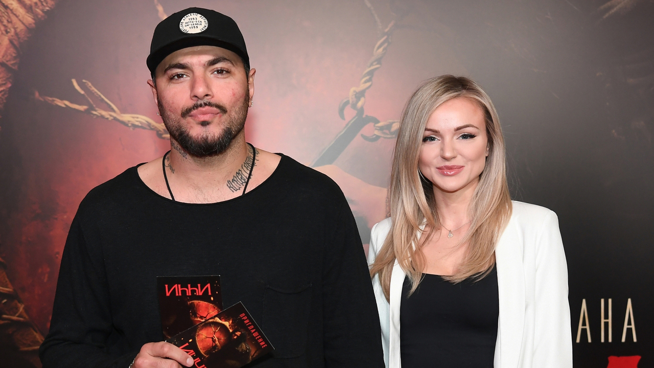 Рэпер Птаха снова стал папой — у него родился третий ребенок.