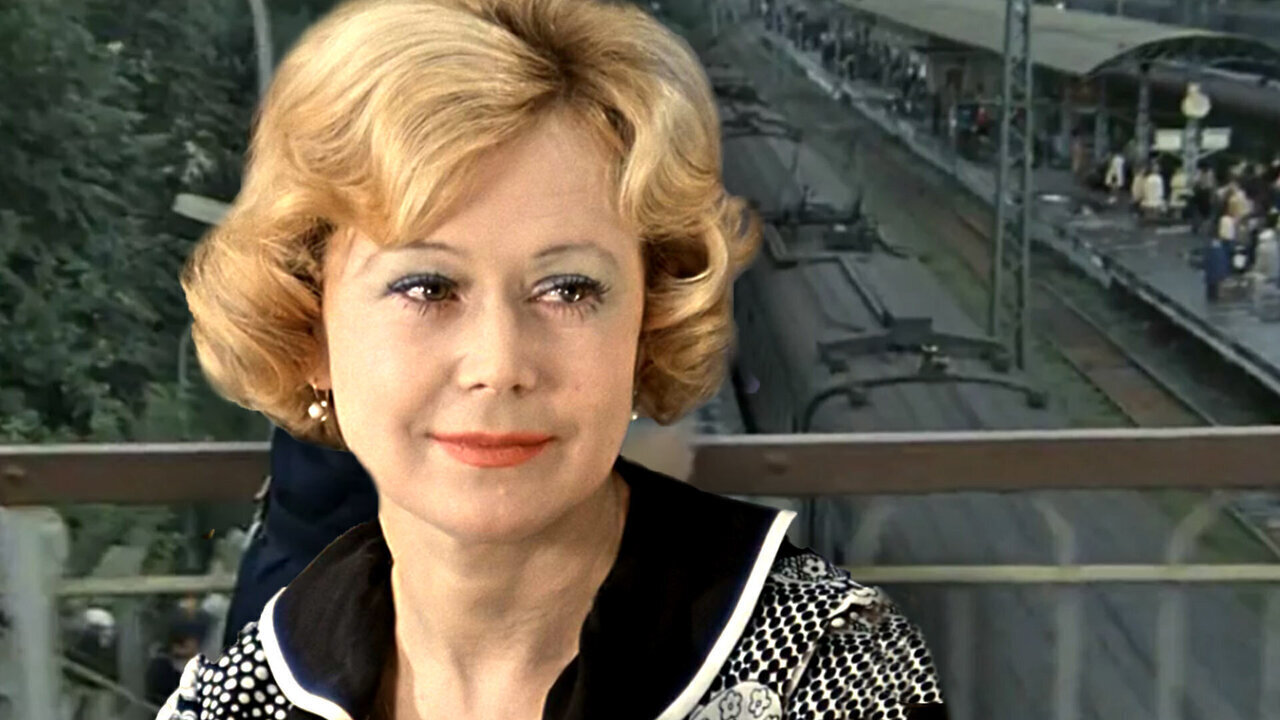 Светлана Немоляева почувствовала себя плохо в квартире в центре столицы.