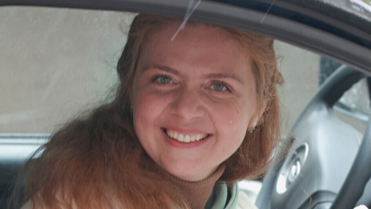 Стала известна судьба актрисы Артамоновой, которая нанесла удар ножом уличному «боксёру»